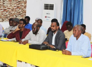 TAARIIKHDA QORAALKA FARTA SOOMAALIGA. AXMED FAARAX CALI (IDAAJAA)