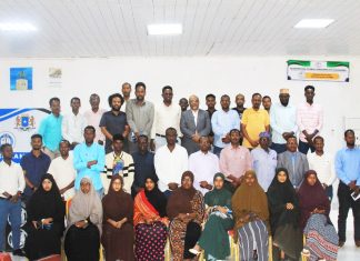 CILMIBAARIS KA HADLAYSA MAANDORIYAH.