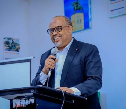 GUDDOOMIYAHA AKADEMIYADA OO HAMBALYO U DIRAY GUUD AHAAN ARDAYDA SOOMAALIYEED