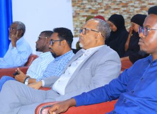 HABKA UGU HABBOON EE BARBAARINTA CARUURTA